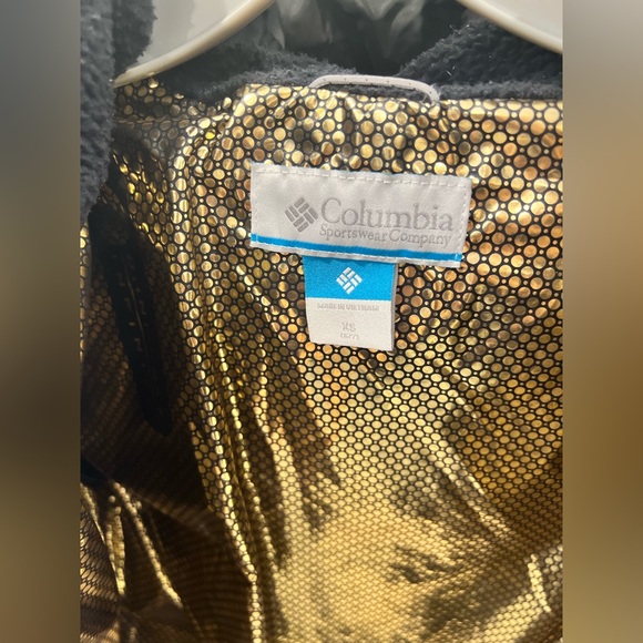 Gently used Columbia kids down coat, size XS (6-7) Omni-Heat™, Duck down - Picture 5 of 6